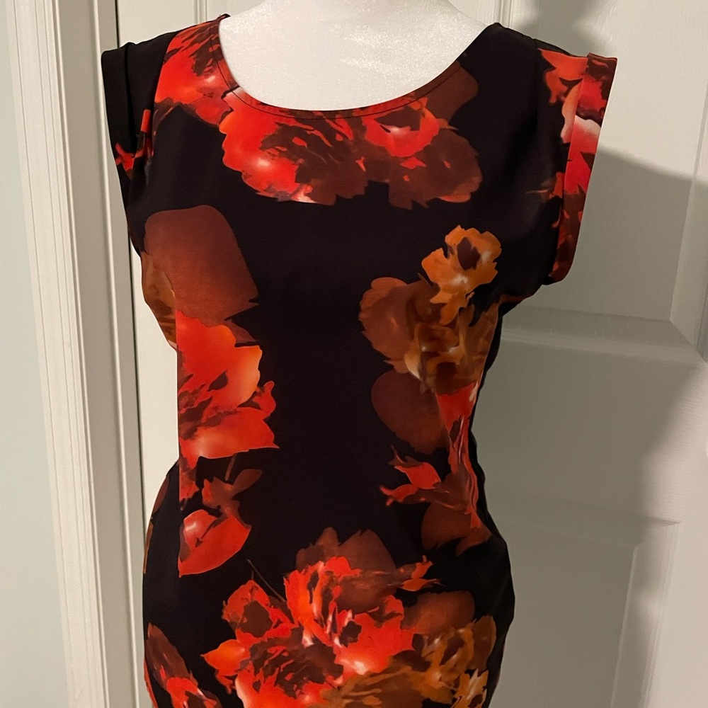 Floral brown top